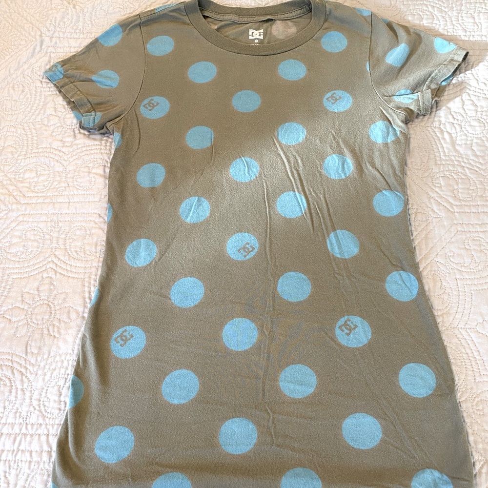 DC Brand Graphic Tee | Size Small